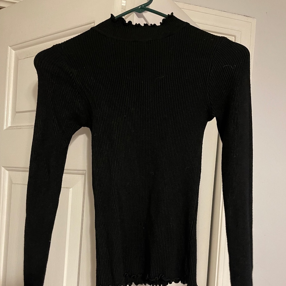 Black Ribbed Long Sleeve Turtleneck Shirt
